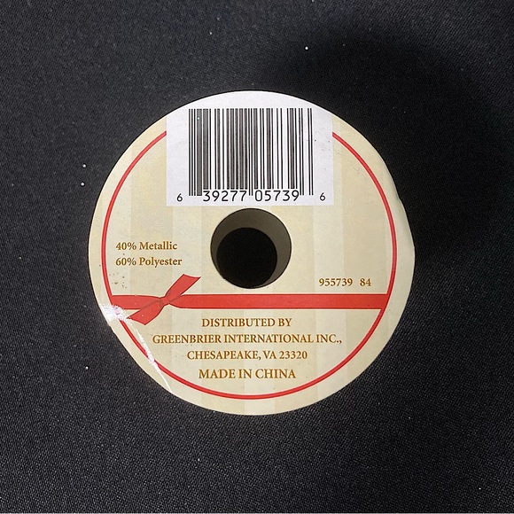 ⭐️ Holiday Sheer Red And Glittery Curlicue Wire Edged Craft Ribbon 2.5” x 108” - Picture 4 of 6